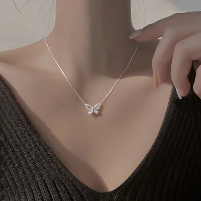 گردنبند آبكاري نقره پروانه